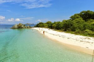 Labuan Bajo: Petualangan Wisata ke Pulau-Pulau Indah yang Menakjubkan