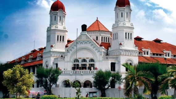 The Best 15 Souvenirs to Bring Home from Semarang, Indonesia